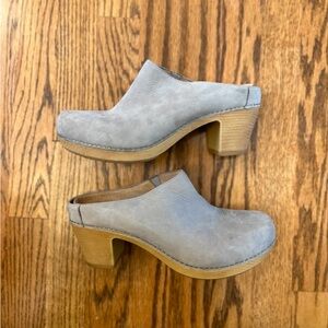 Soft Grey Leather Dansko Size 39